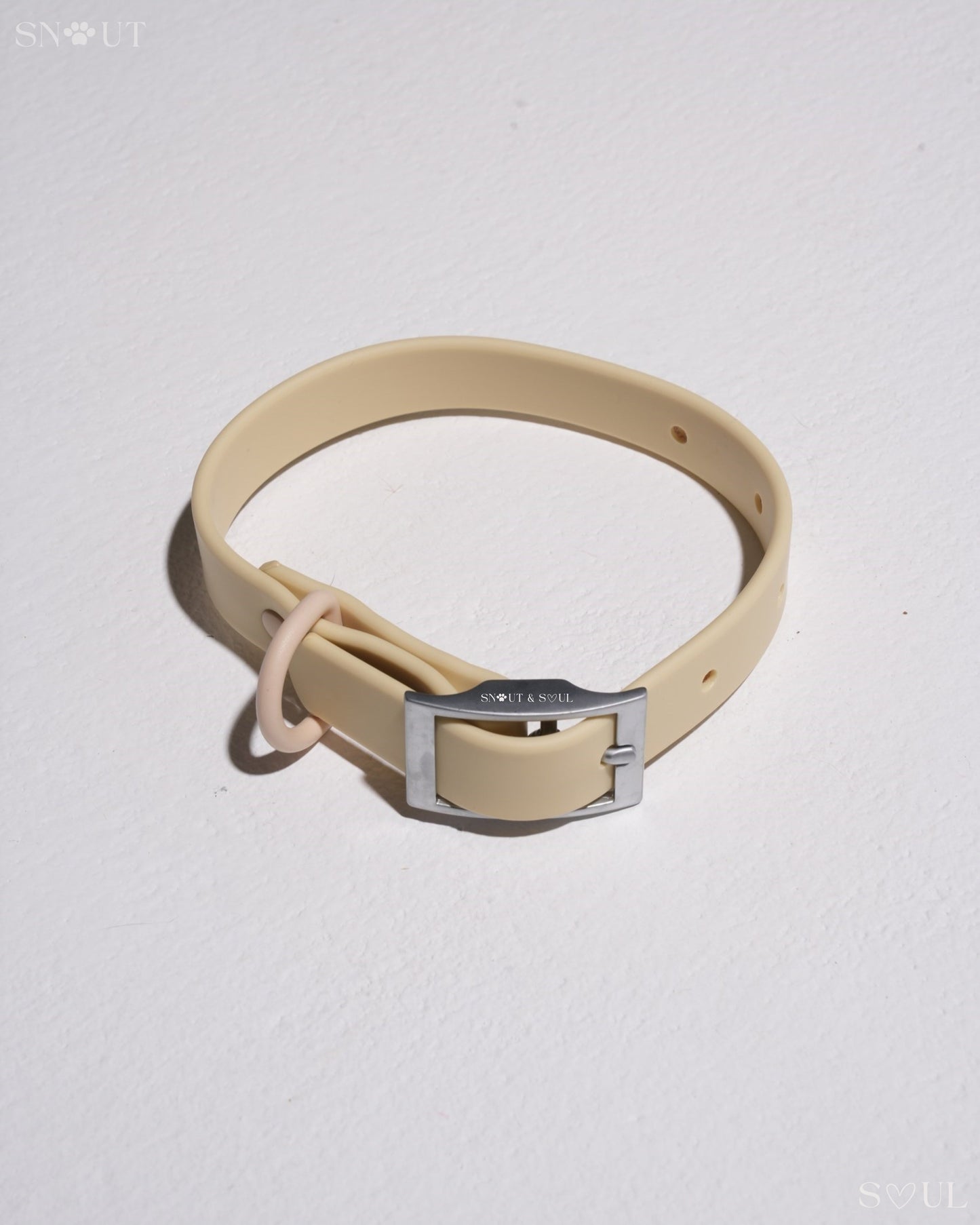 Halsband