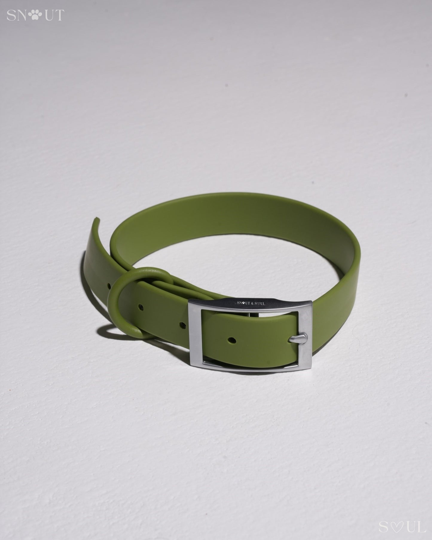 Halsband